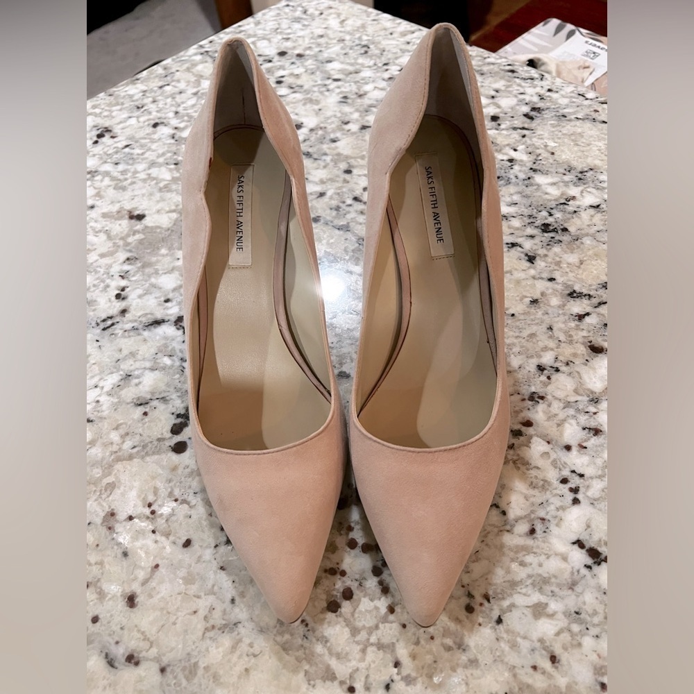 Saks Fifth Avenue Blush Pink Suede Bolton Stiletto Pump Heelโ Size 10